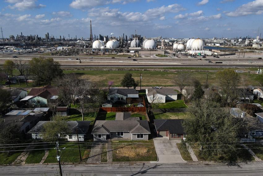 A Deer Park neighborhood next to Highway 225, which borders the refineries, petrochemical plants and industrial storage tanks that line the Houston Ship Channel. In 2019, air quality inspectors found that high levels of benzene emissions had wafted across the highway and into residential areas of Deer Park in the weeks after the ITC chemical fire was extinguished.