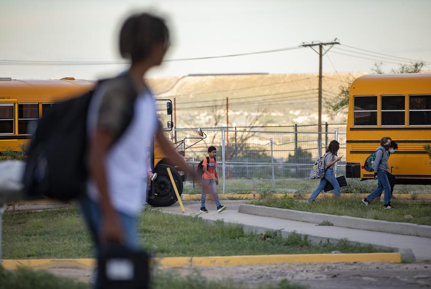 Students arrive at Morehead Middle School on Aug. 19, 2021, in El Paso. The school district, EPISD, as of today voted a mask mandate for all teachers, staff and students in school facilities, defying Gov. Abbott's order that restricted local entities from instituting mask mandates.
